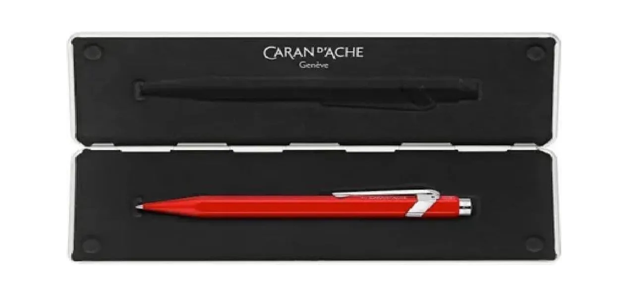 στυλό caran d'ache 849 classic rollerball κόκκινο σε μεταλλική κασετίνα - Caran d'ache