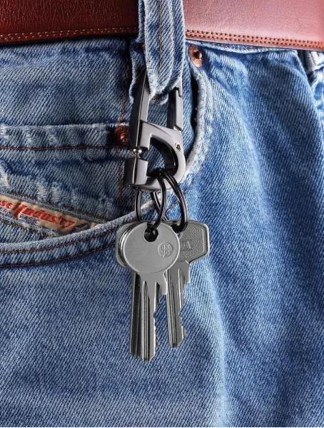 Μπρελόκ troika d-click carabiner keychain with quick release click mechanism - Troika