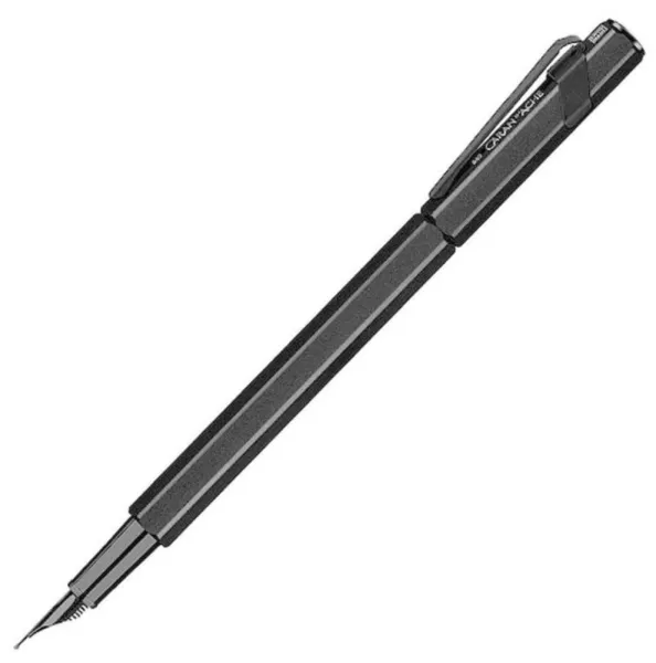 πένα caran d'ache 849 classic medium μαύρη σε μεταλλικό κουτί - Caran d'ache